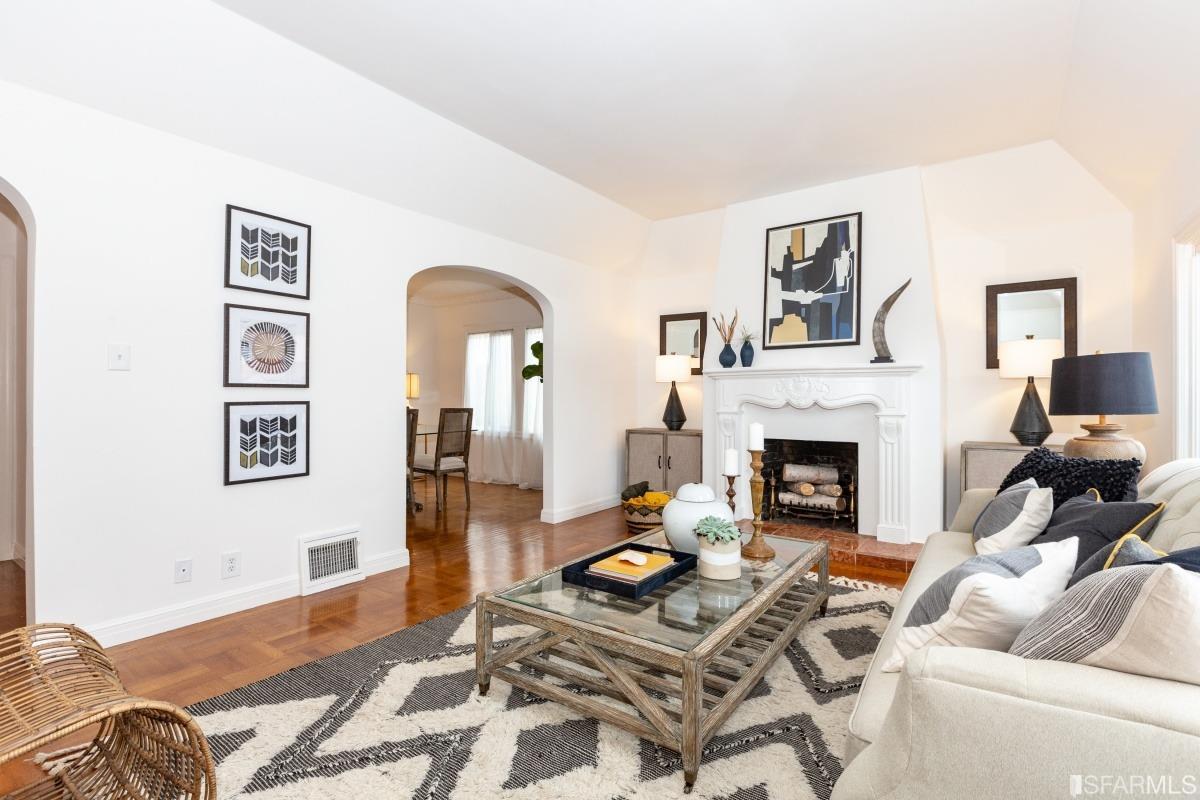 107 Ulloa Street