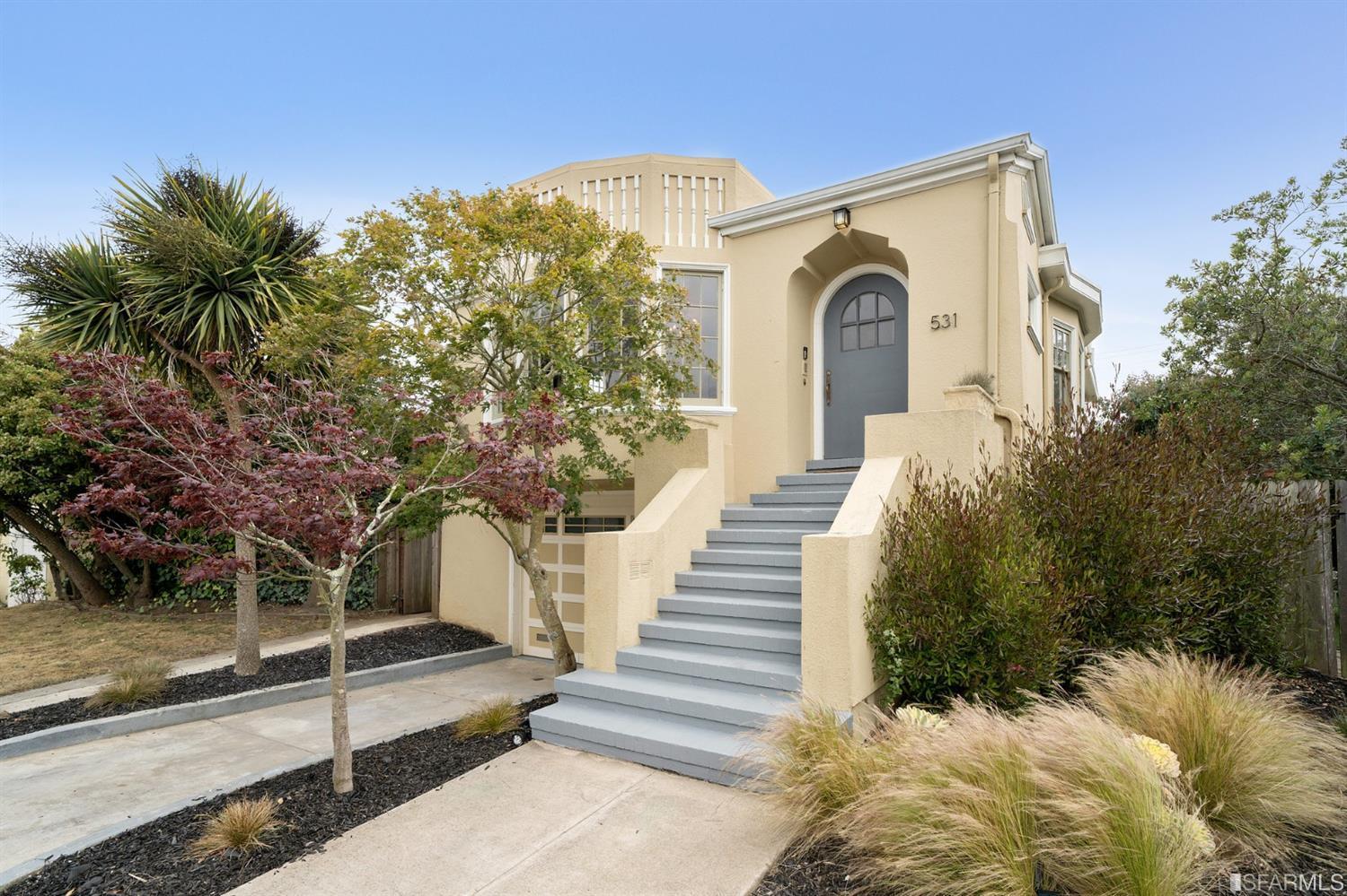 531 Staples Avenue